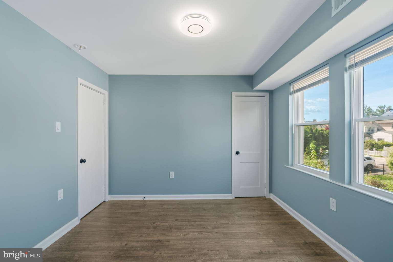 OAKMONT - Residential