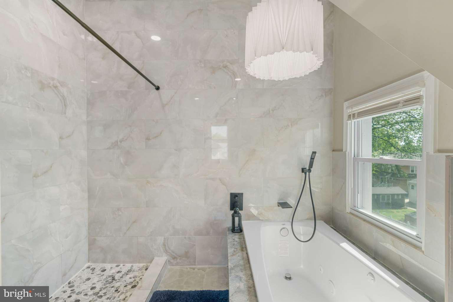 OAKMONT - Residential