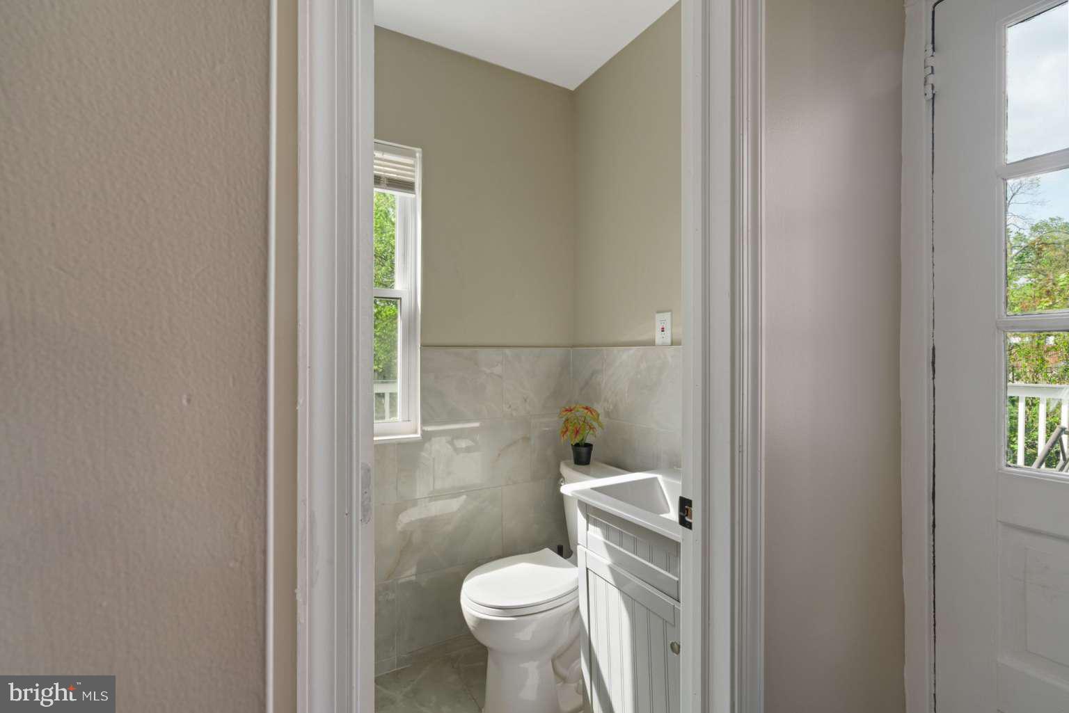 OAKMONT - Residential