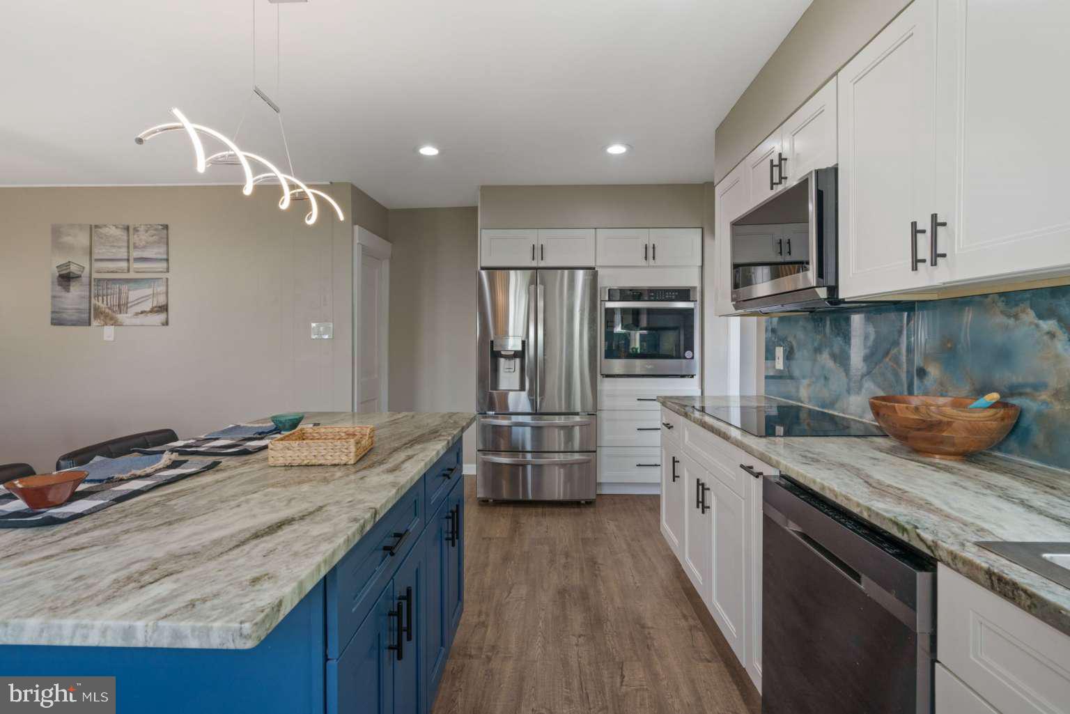 OAKMONT - Residential