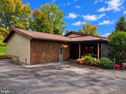 Photo of 256 Loganbell Lane, ALTOONA, PA 16601 (MLS # PABR2016370)