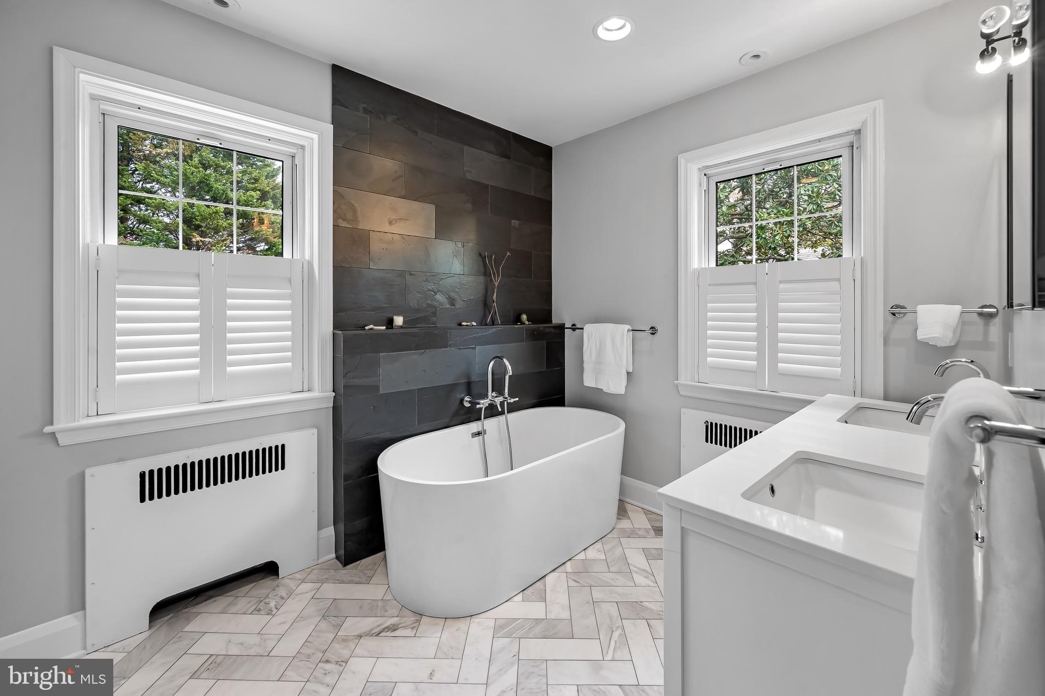 GREATER HOMELAND HISTORIC DISTRICT - Residential