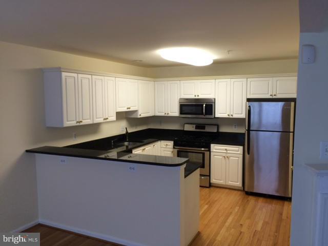 CARRIAGE PARK - Residential Lease