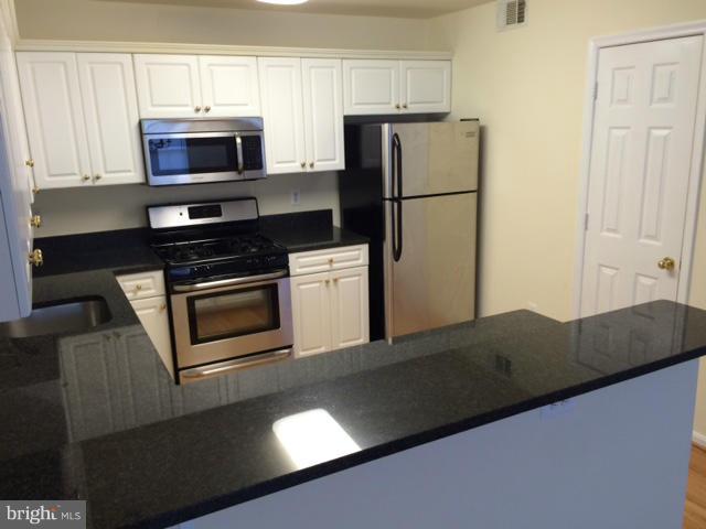 CARRIAGE PARK - Residential Lease