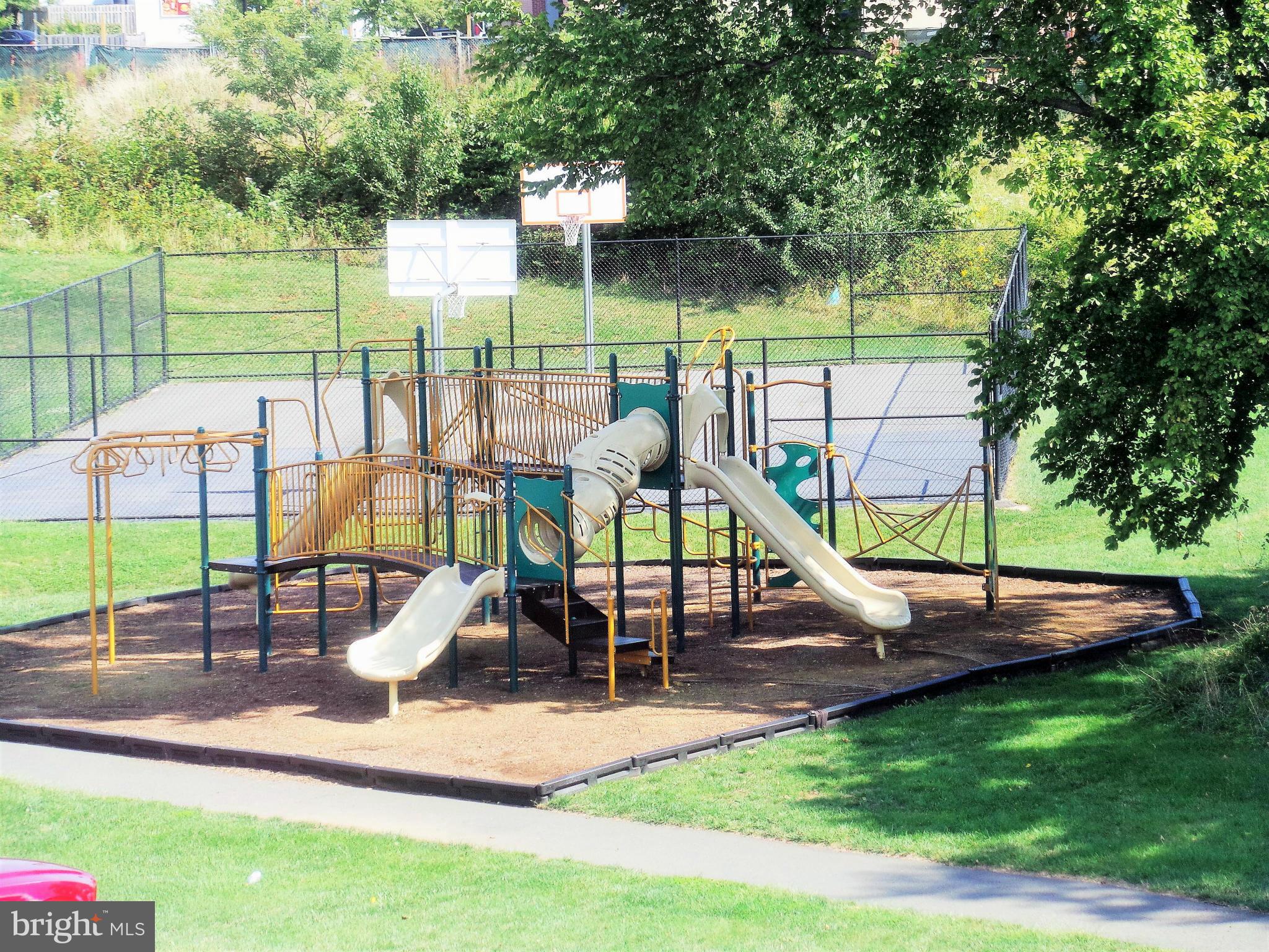 COPPERMINE CROSSING - Residential