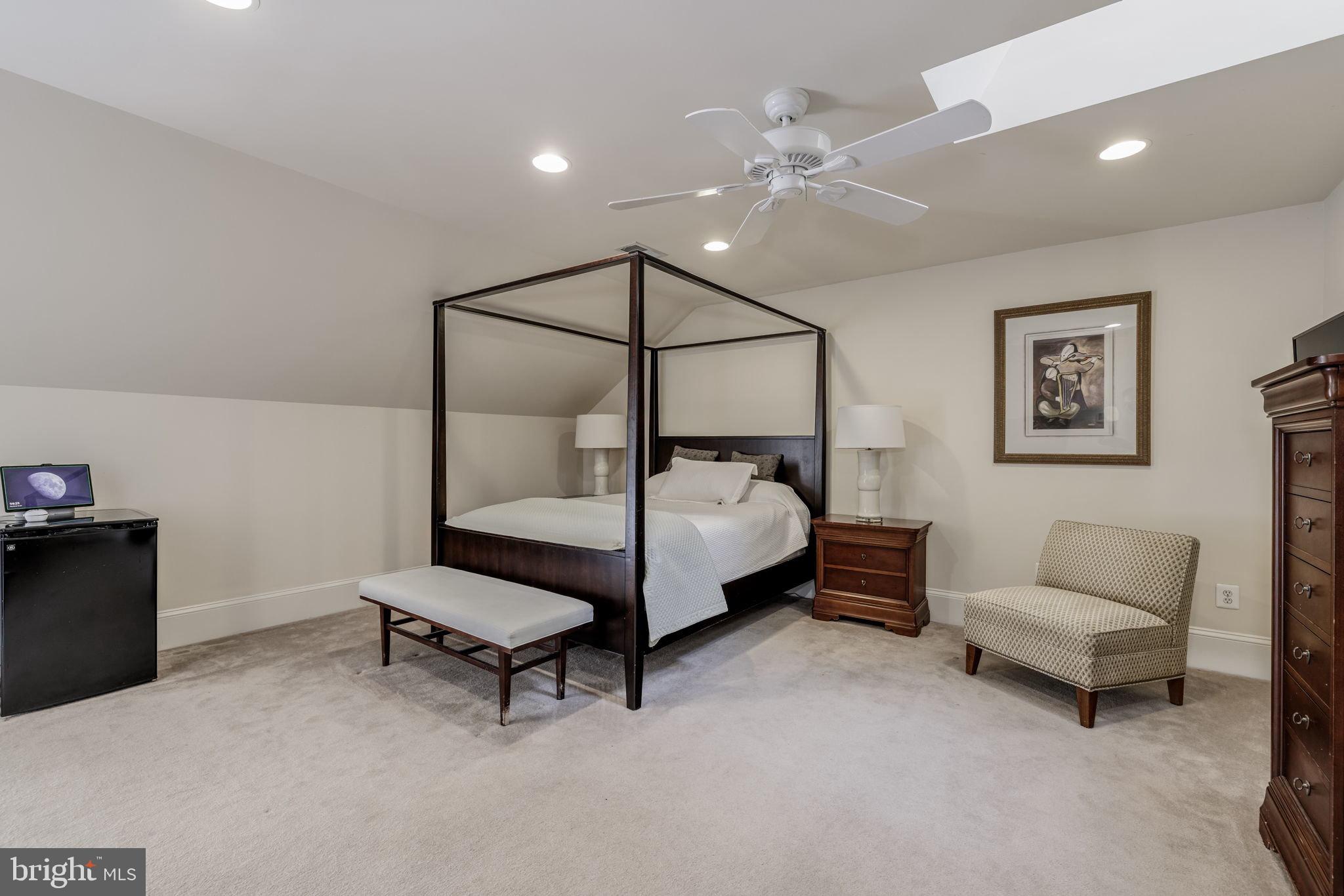 EVANS FARM - Residential