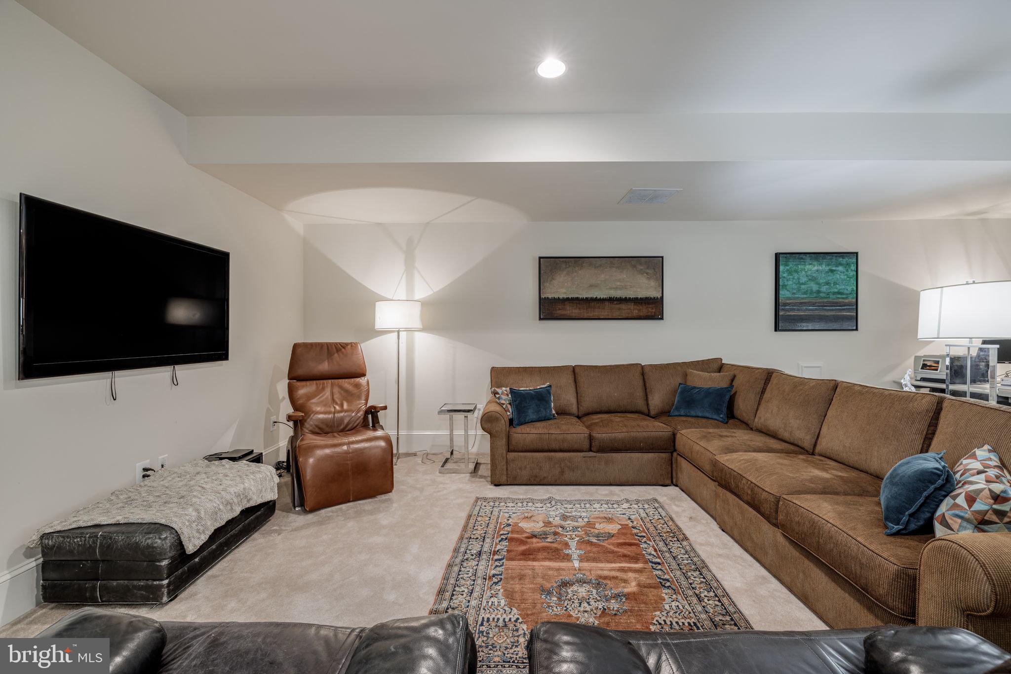 EVANS FARM - Residential