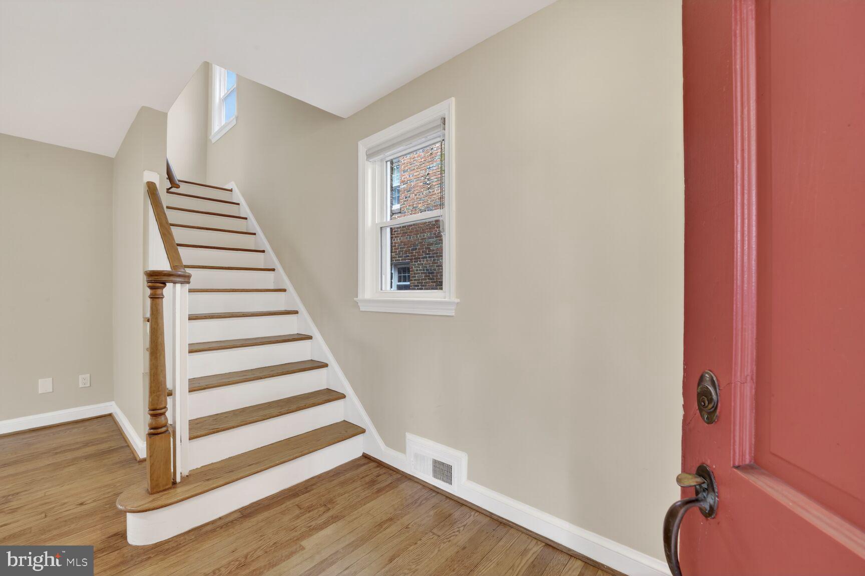 4428 BUTTERWORTH PLACE NW