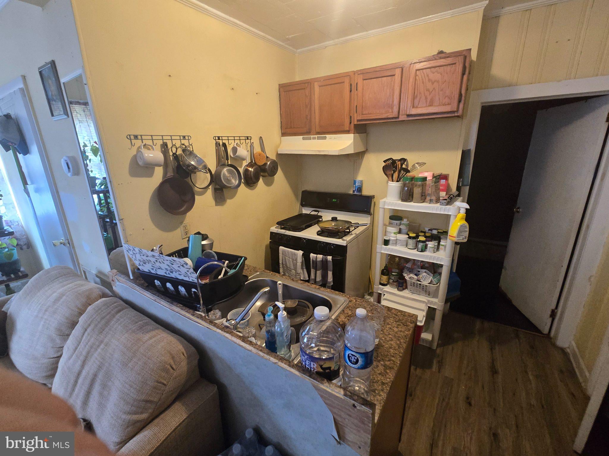341 N PEARL STREET