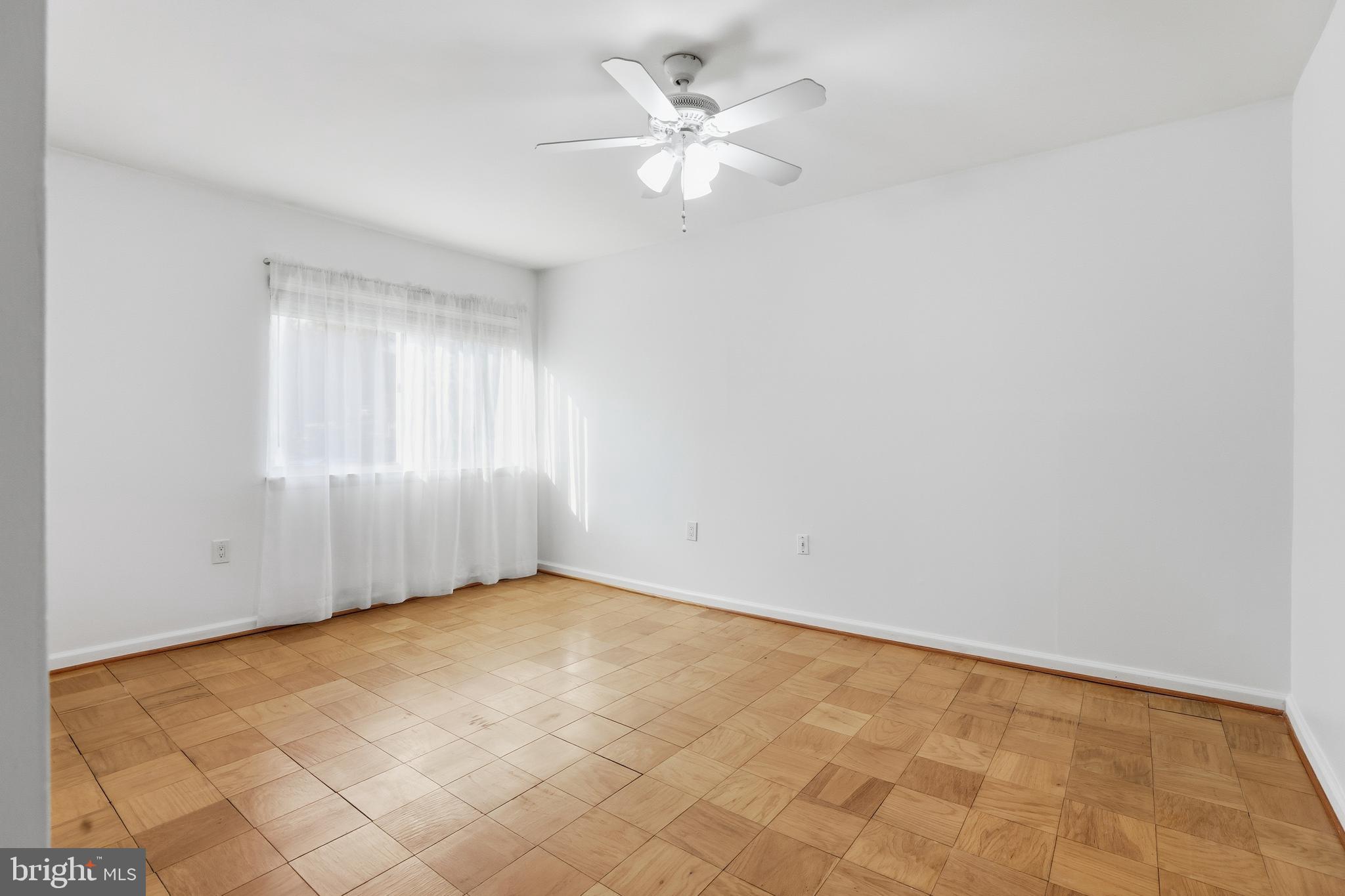 BETHESDA PARK - Residential