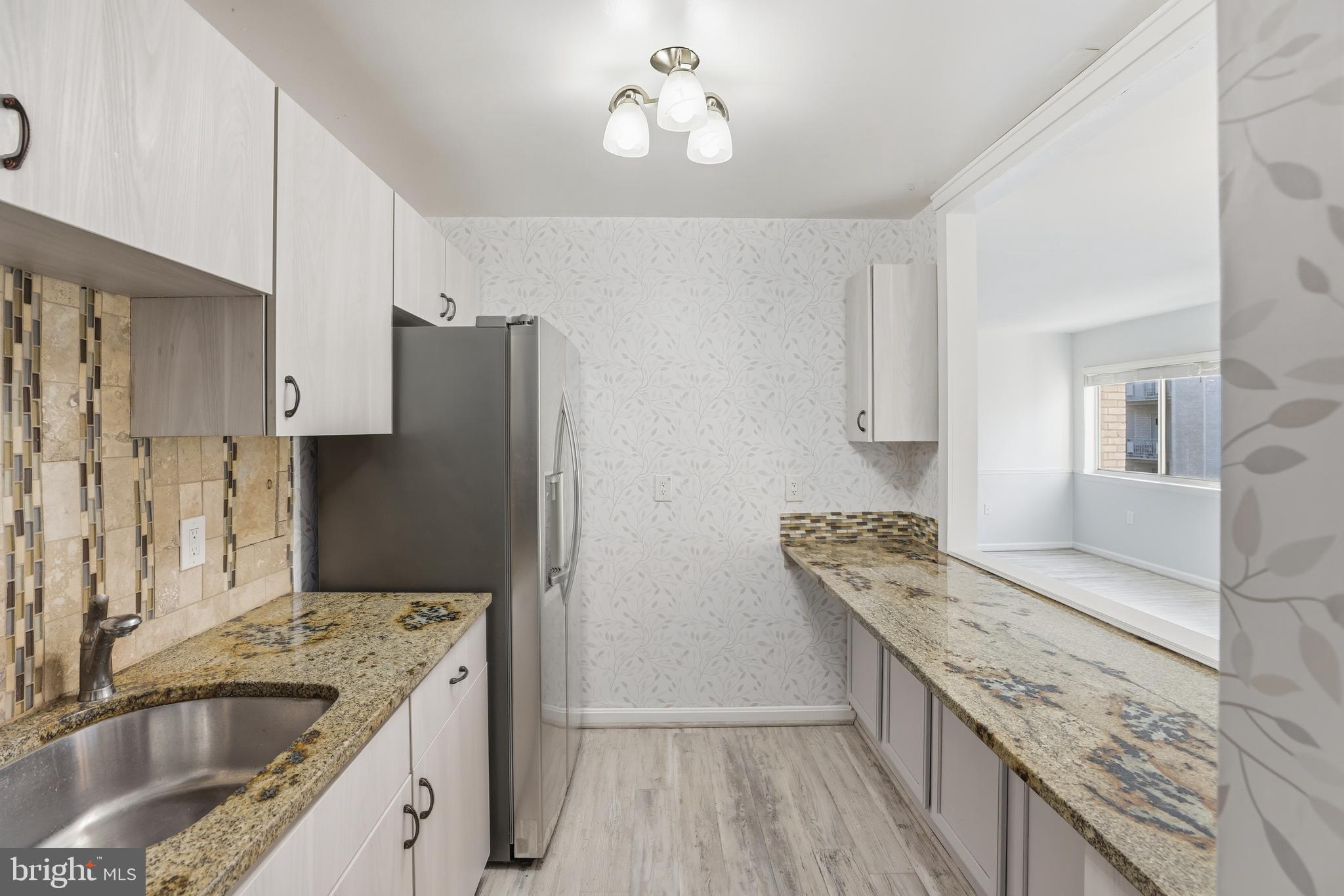 BETHESDA PARK - Residential