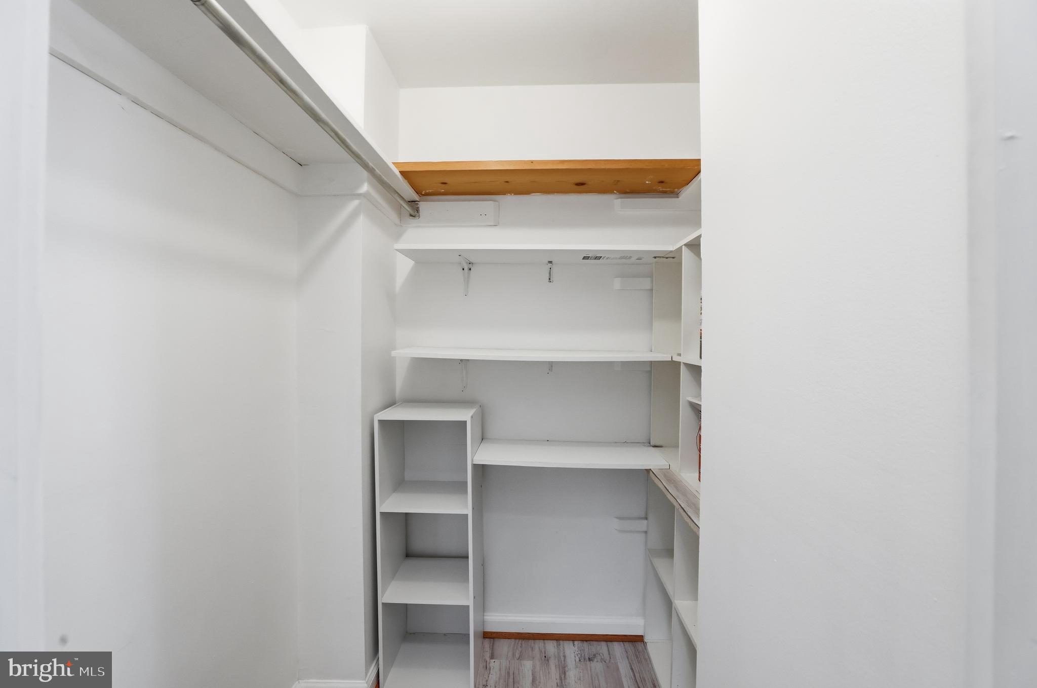 BETHESDA PARK - Residential