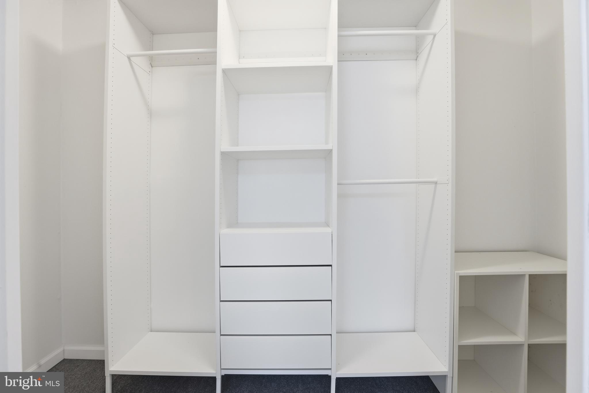 BETHESDA PARK - Residential