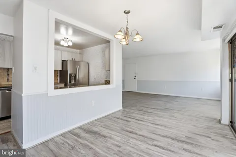 12207 Braxfield Court Unit 53, Rockville, MD MLS: MDMC2210306