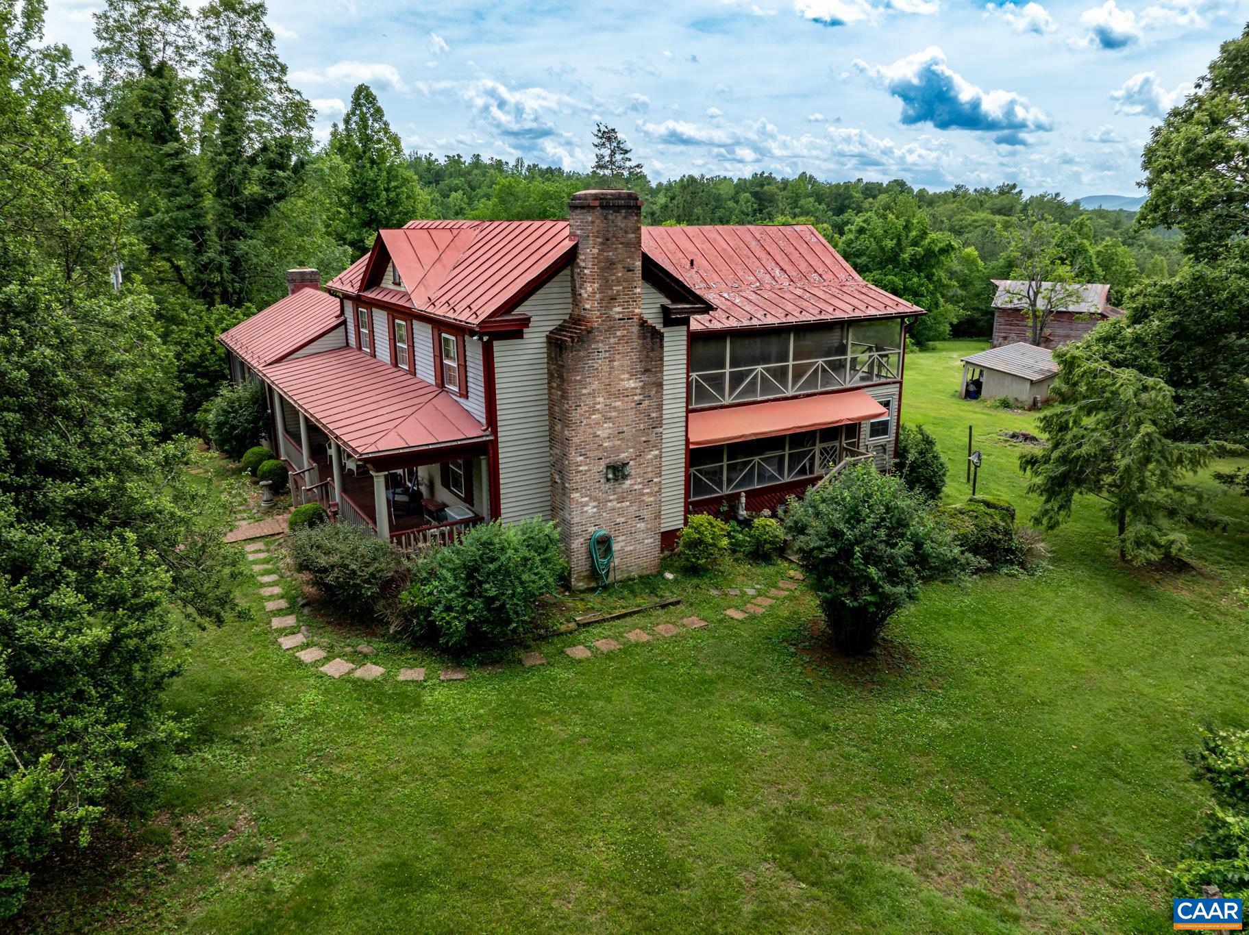 9290 OLD GREEN MOUNTAIN RD