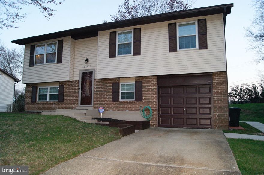 Beautiful and perfectly kept single family home with garage!  This beauty won't last long, this home features beautiful hardwood floors, 4 bedrooms with 2 full bathrooms, stainless steel appliances and granite countertops in the kitchen, fully finished basement with walkout to patio.  New roof installed in 2017 with warranty to be transferred to new buyer.  Don't delay see this home today!