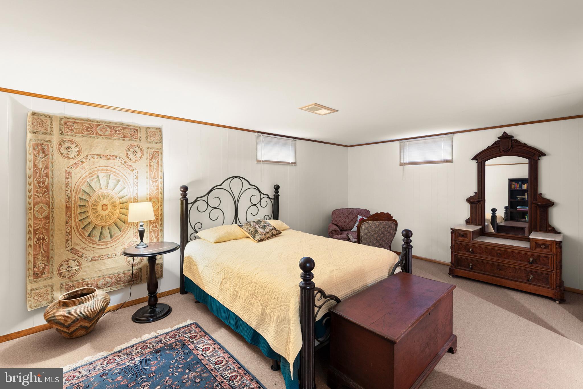 RUNNYMEDE - Residential