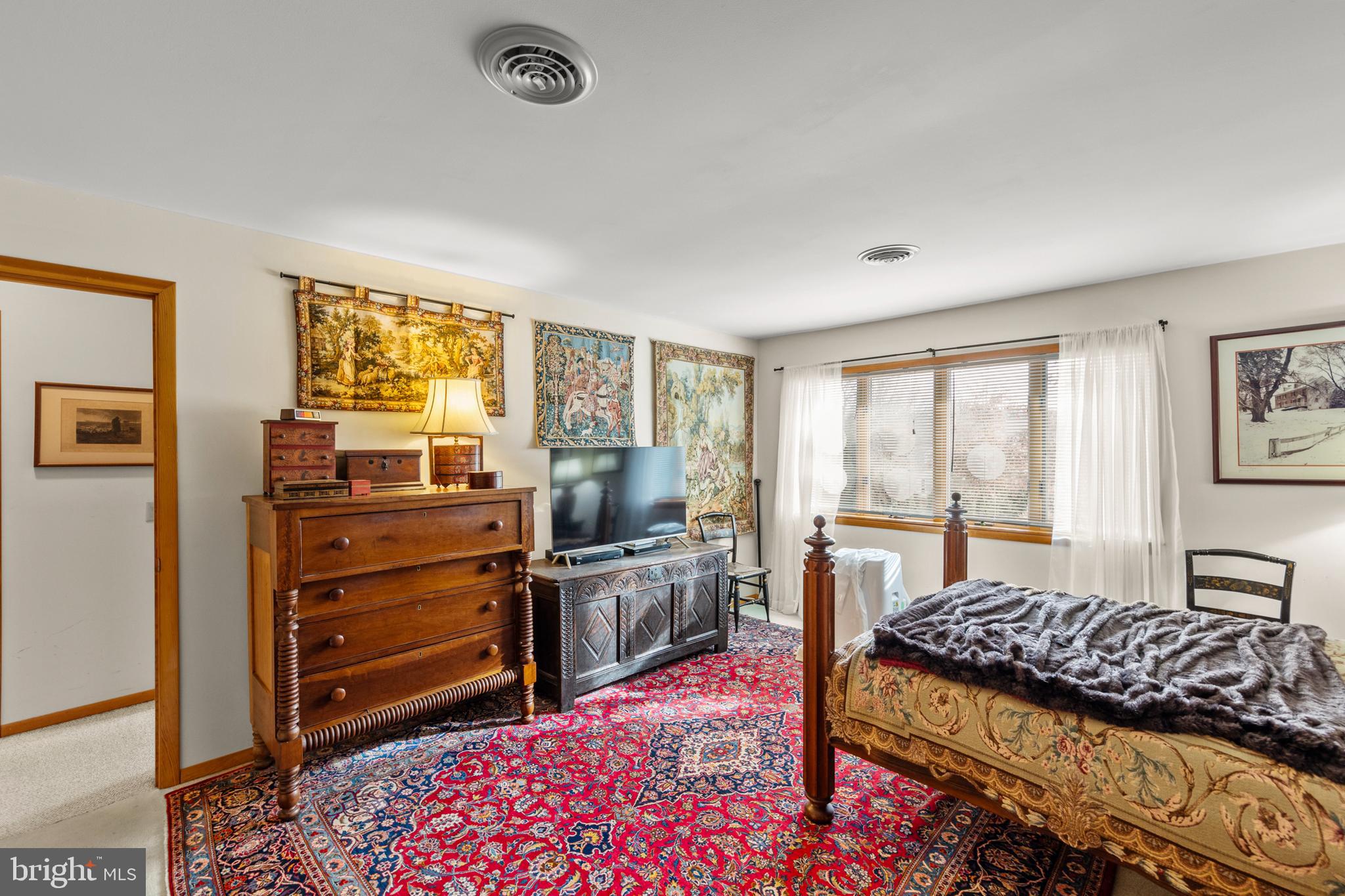 RUNNYMEDE - Residential