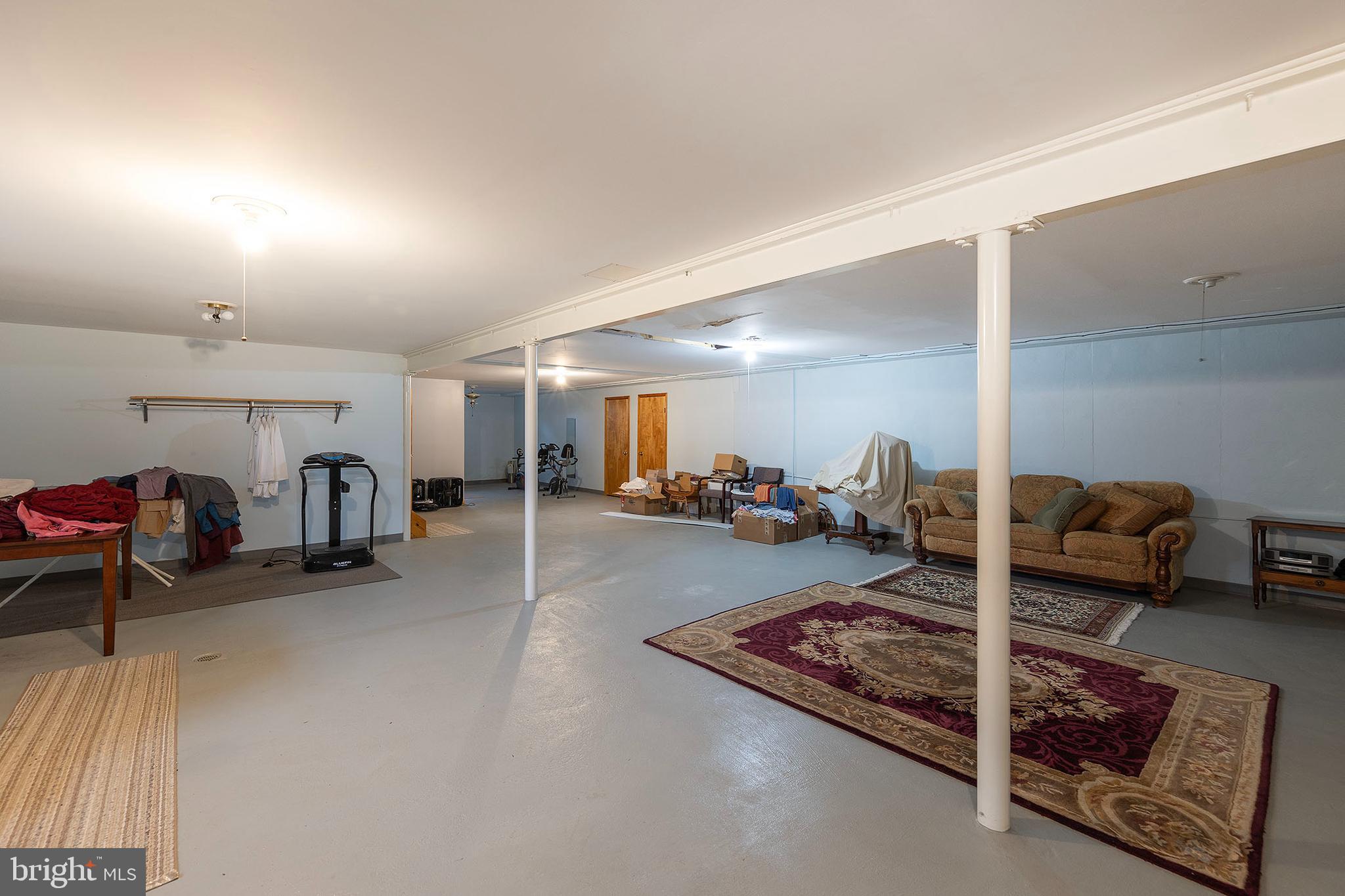 RUNNYMEDE - Residential