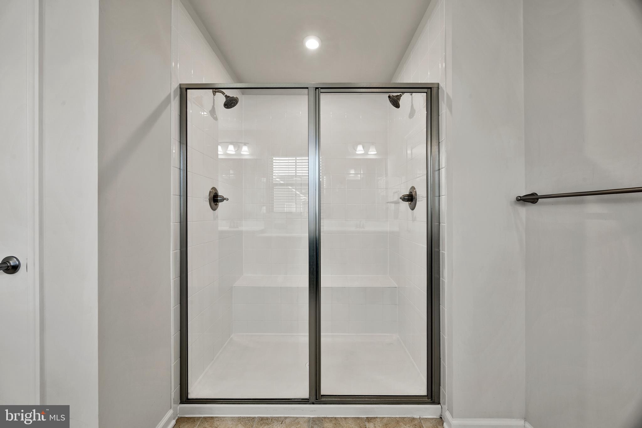 GLENN DALE CROSSING - Residential Lease