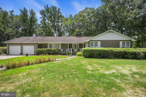 26 WINGED FOOT COURT DOVER DE 19904