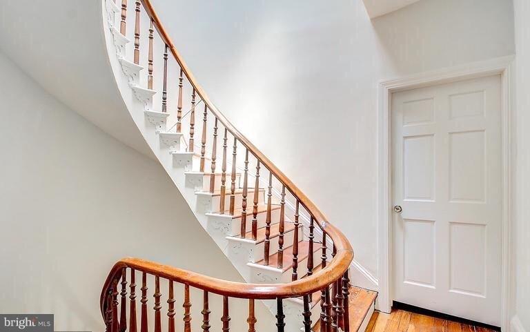 MOUNT VERNON PLACE HISTORIC DISTRICT - Residential