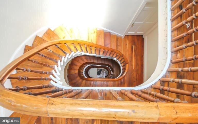 MOUNT VERNON PLACE HISTORIC DISTRICT - Residential