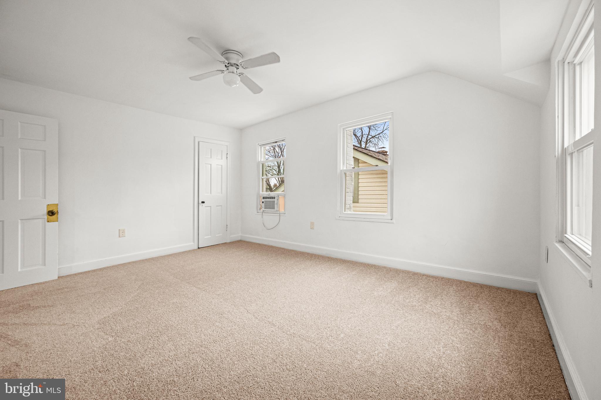 MOUNT RAINIER - Residential