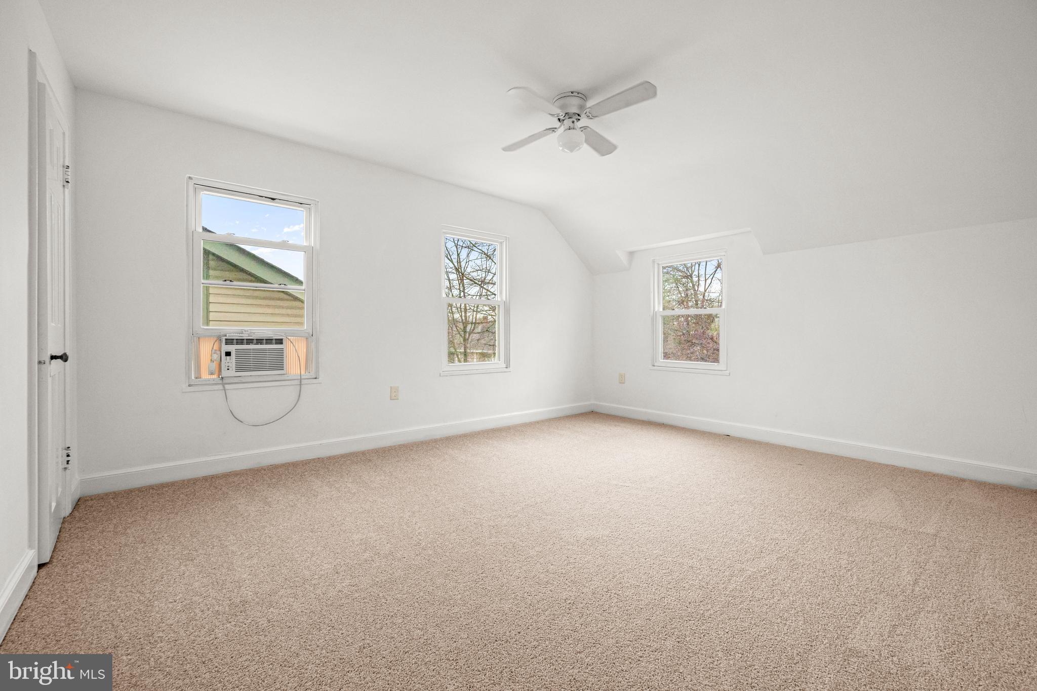 MOUNT RAINIER - Residential