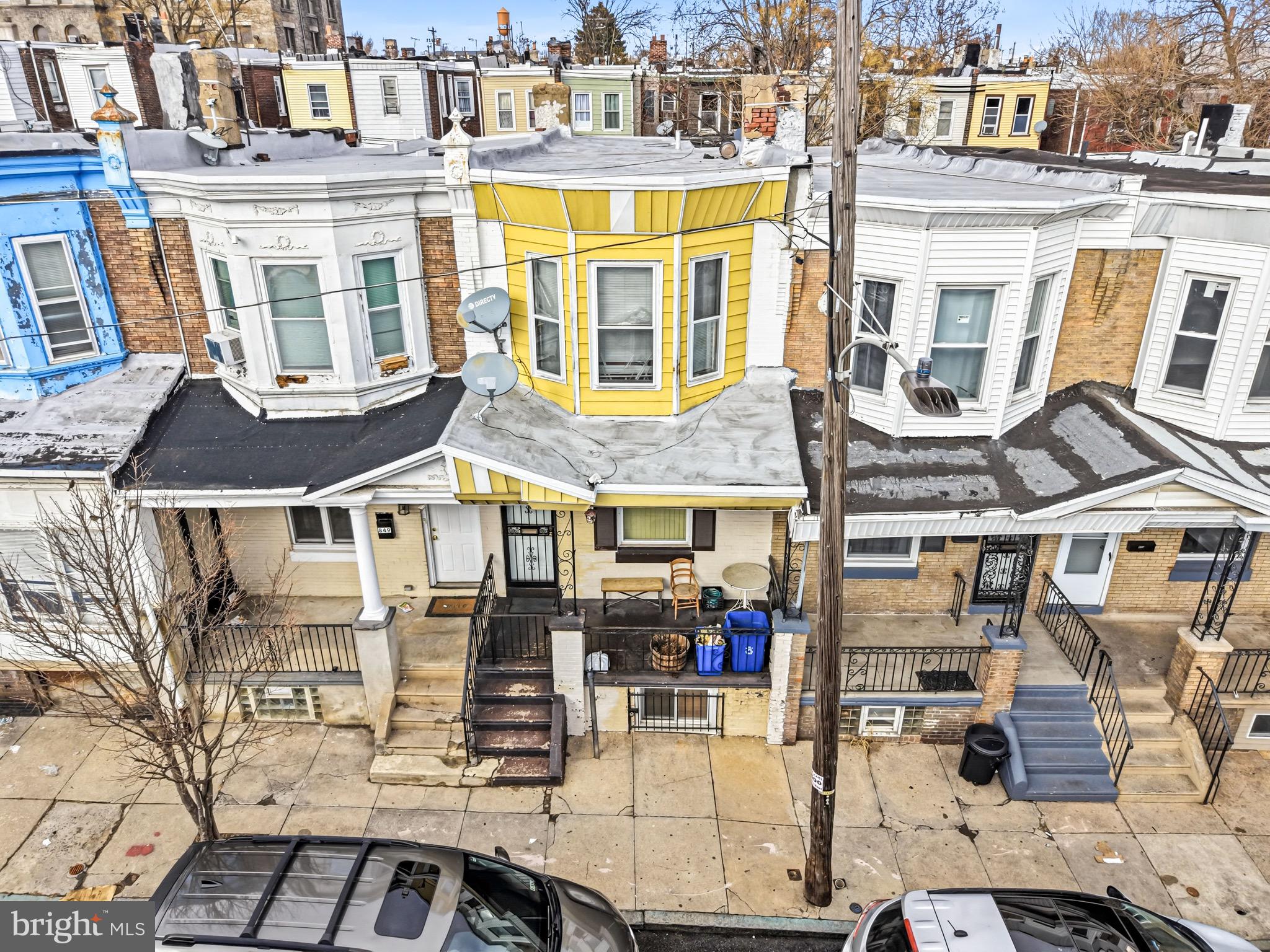 851 E CORNWALL STREET