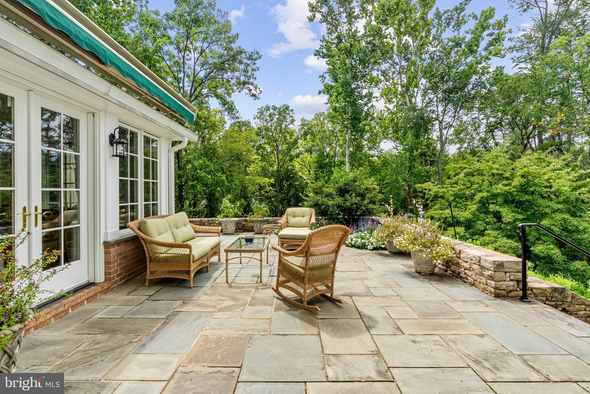 ATOKA CHASE - Residential