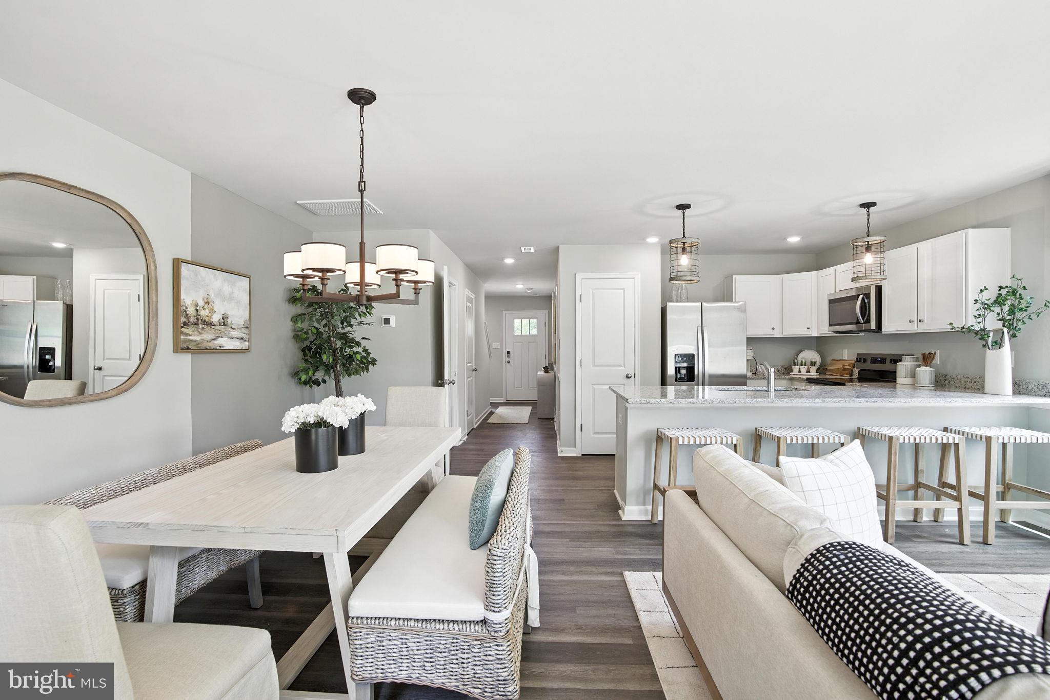 LADYSMITH VILLAGE - Residential