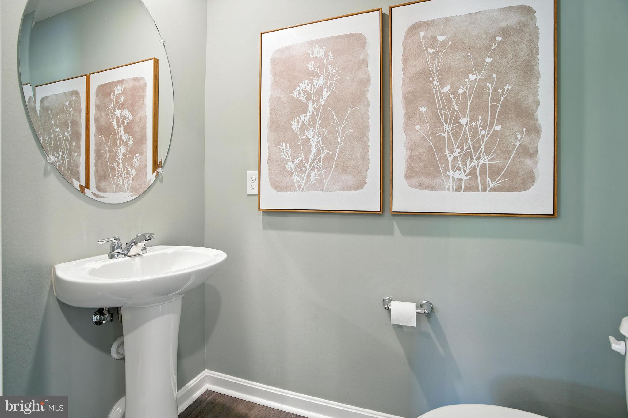 LADYSMITH VILLAGE - Residential