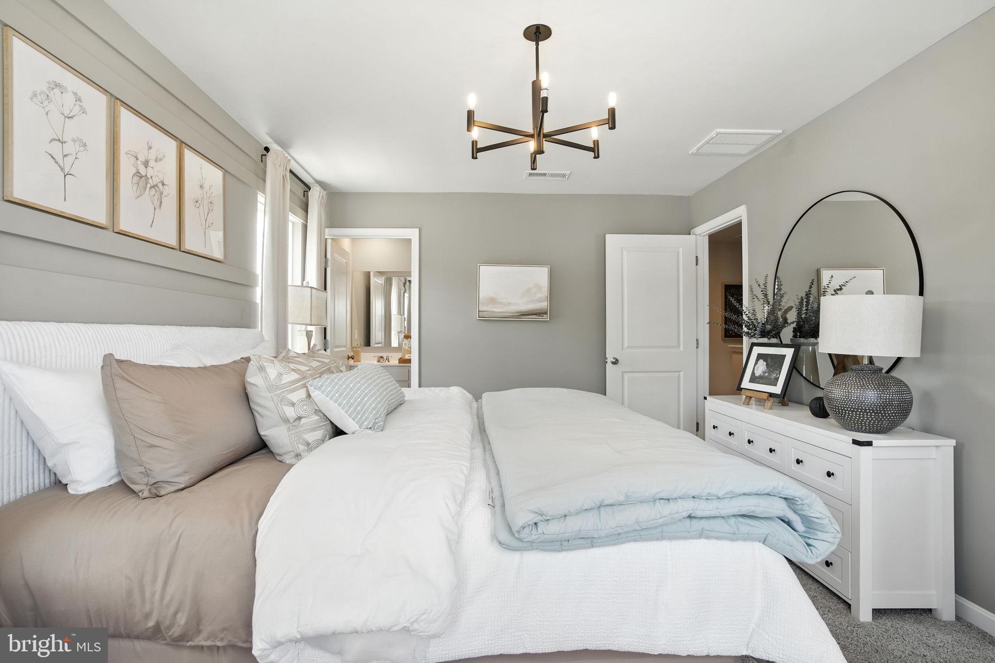 LADYSMITH VILLAGE - Residential