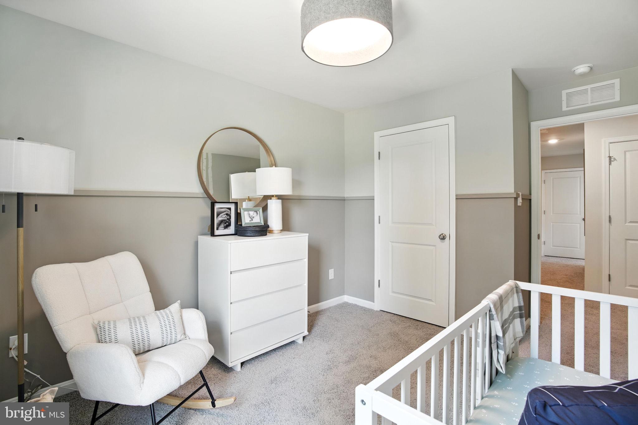 LADYSMITH VILLAGE - Residential