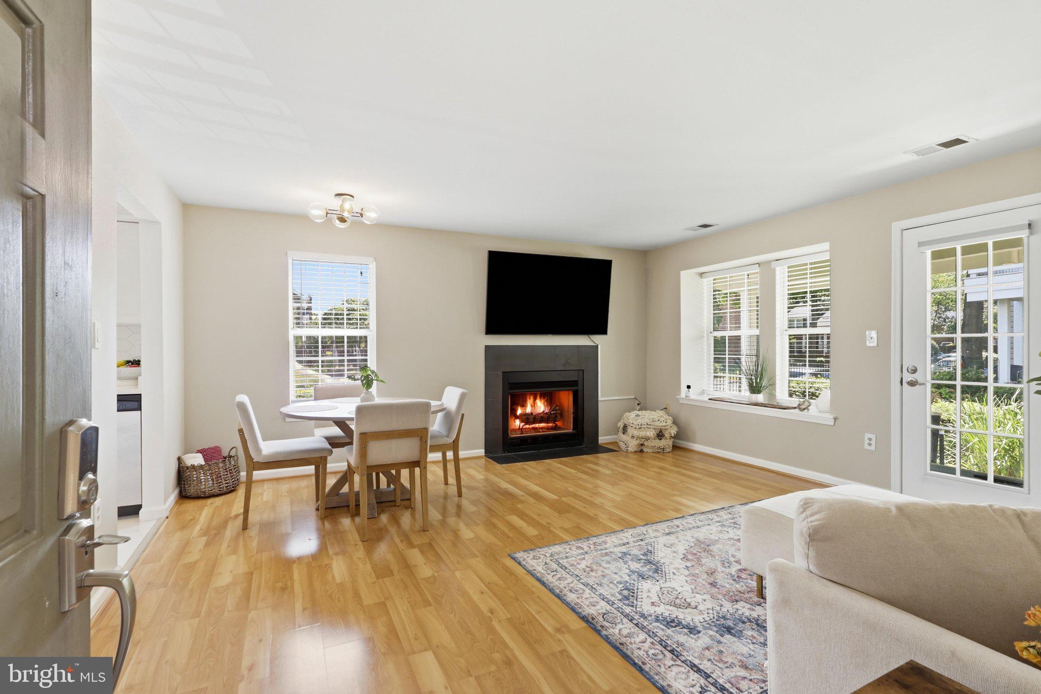 4512 28TH ROAD S 11-13