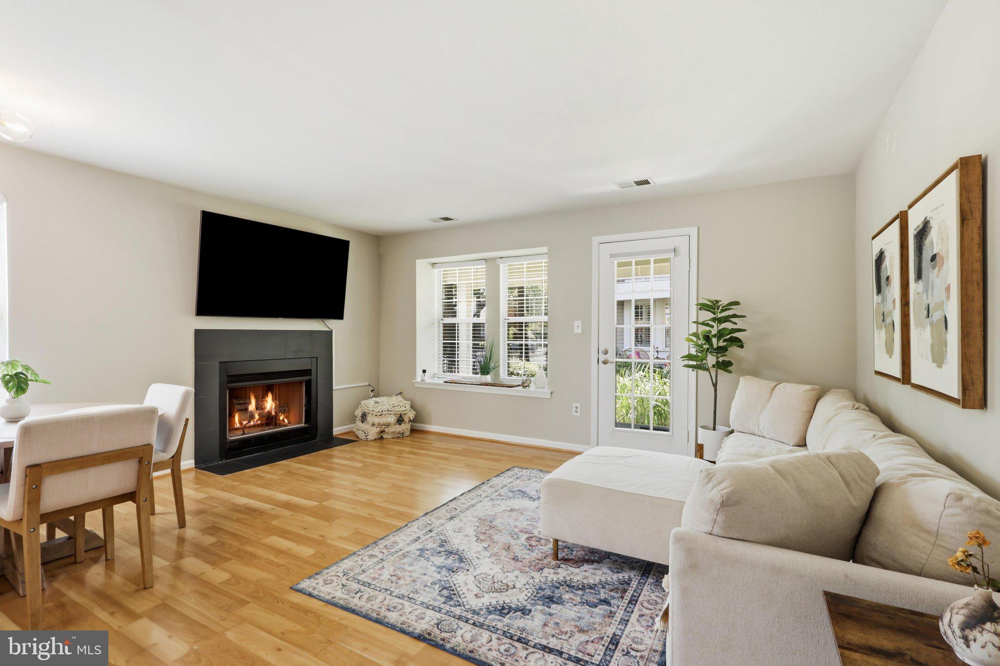 4512 28TH ROAD S 11-13