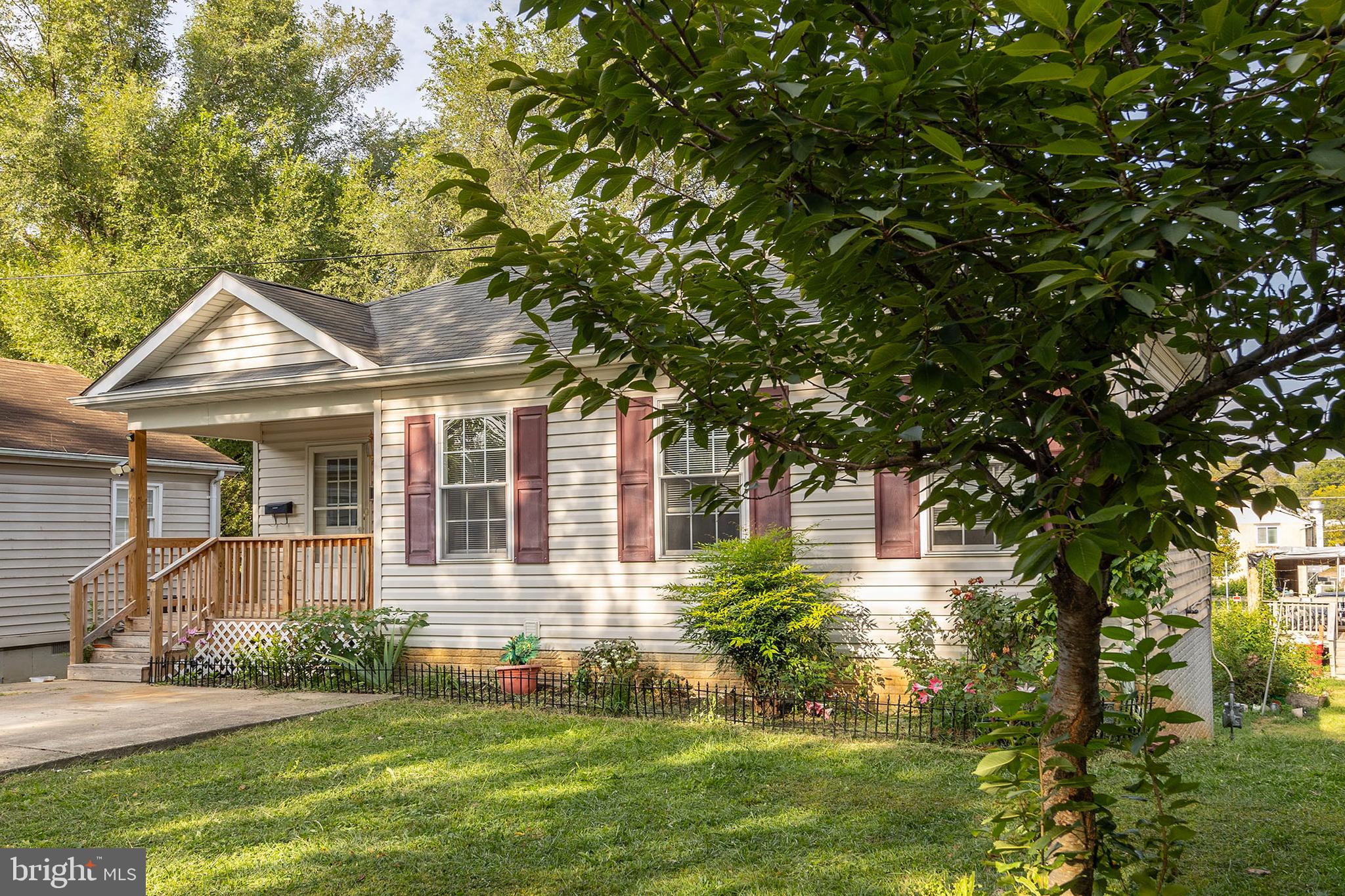 LIBERTY HEIGHTS - Residential