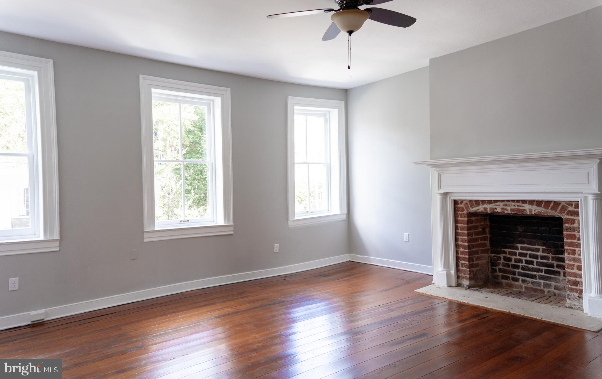 DOWNTOWN FREDERICKSBURG - Residential Lease