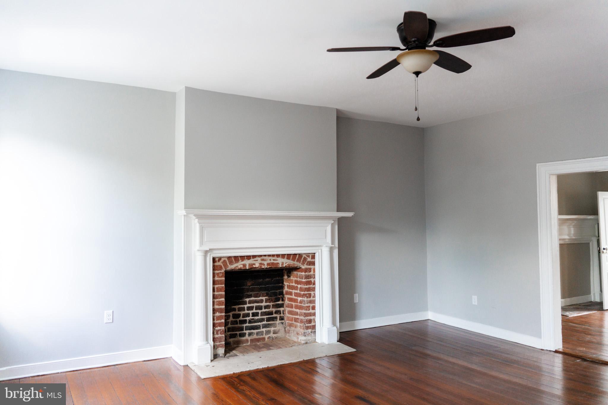 DOWNTOWN FREDERICKSBURG - Residential Lease