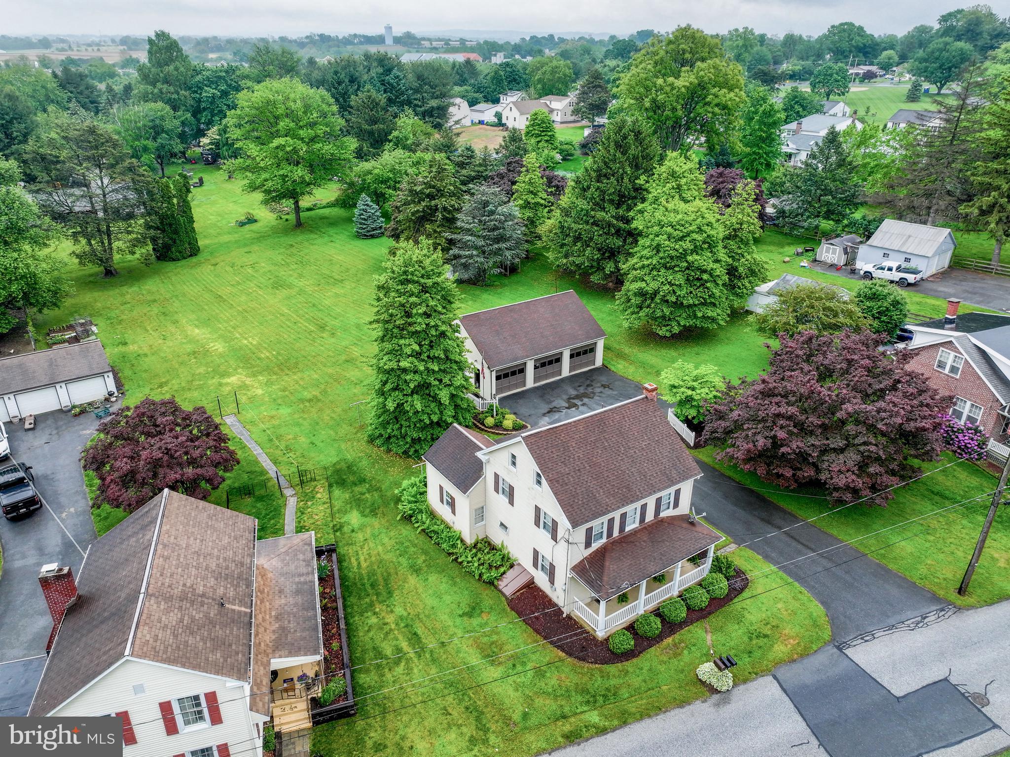 8 KREIDER AVENUE