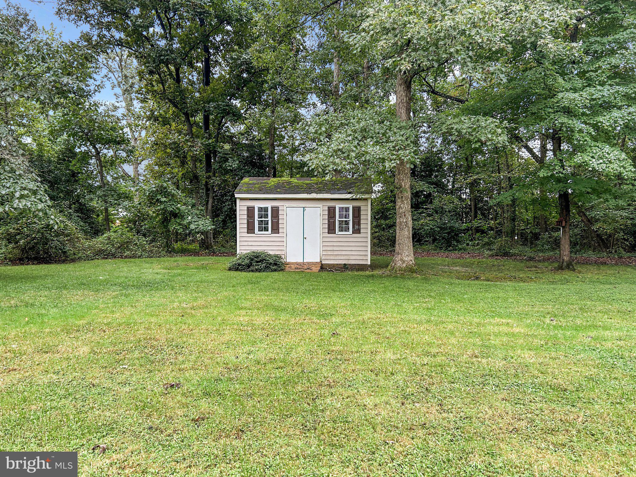610 RIVERS BEND CIRCLE