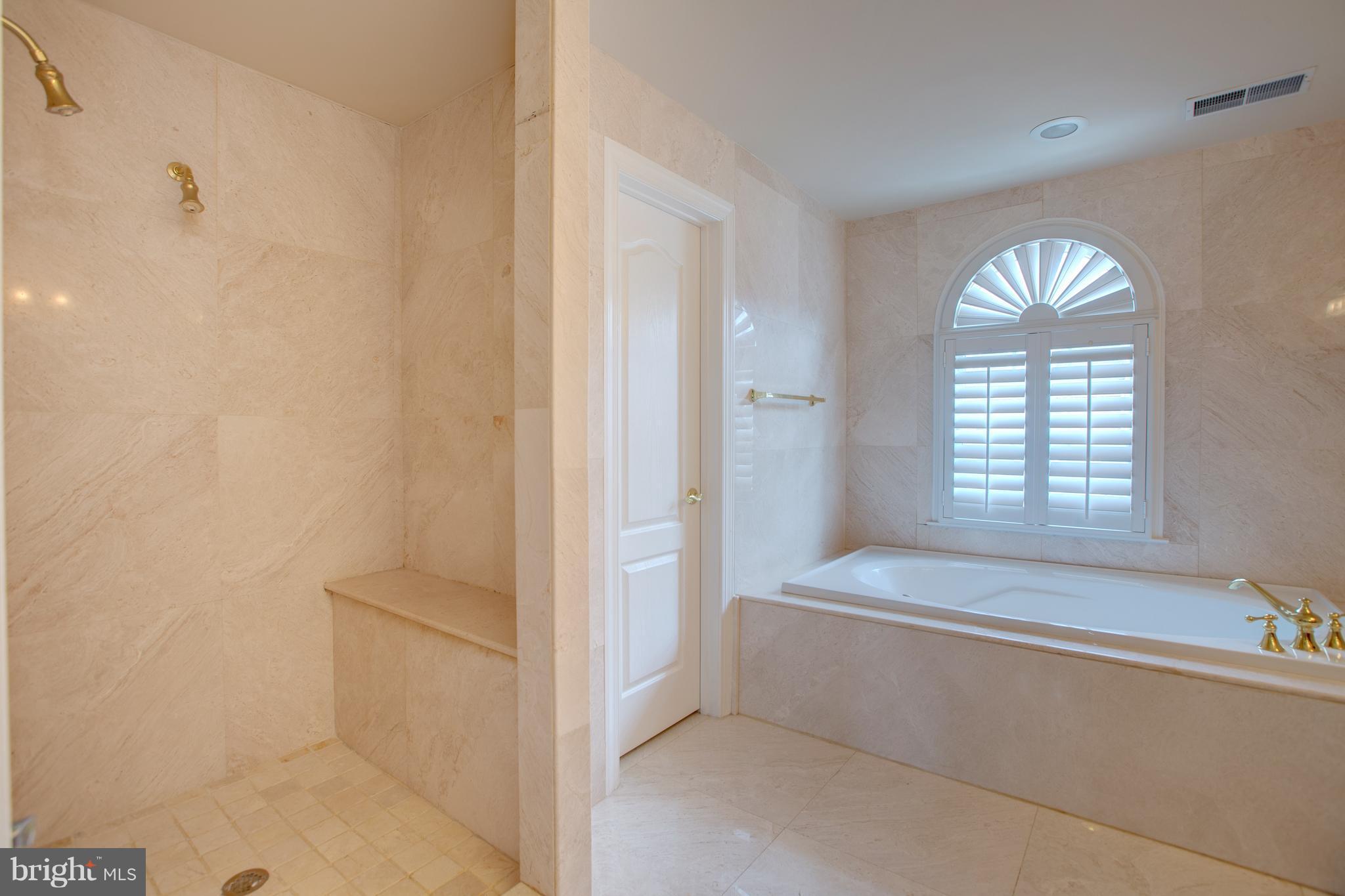 MCLEAN PLACE TOWNHOME - Residential Lease