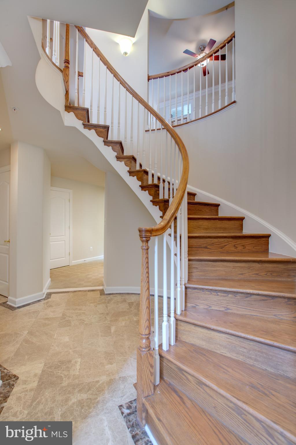 MCLEAN PLACE TOWNHOME - Residential Lease