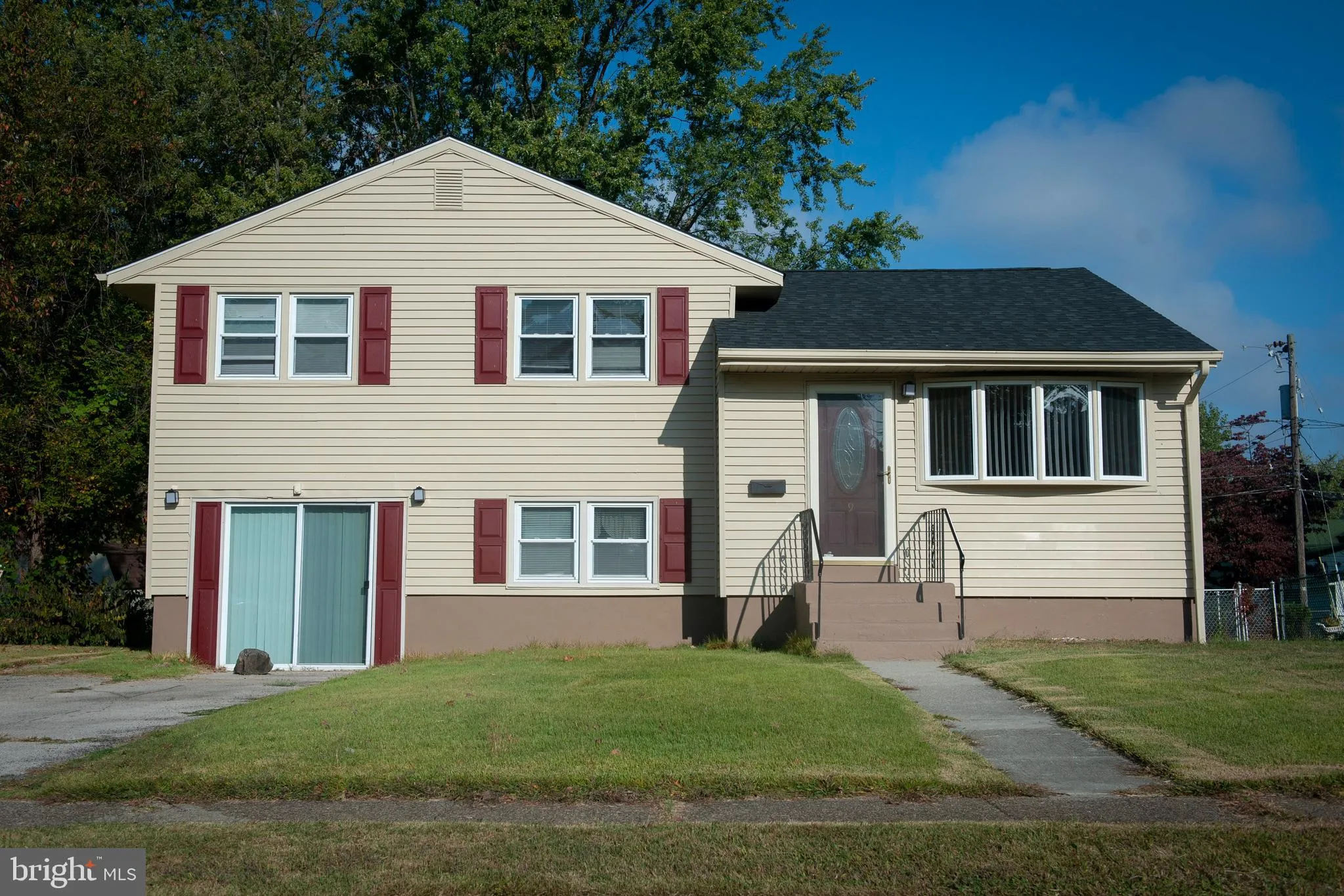 9 Lyons Avenue, New Castle, DE 19720