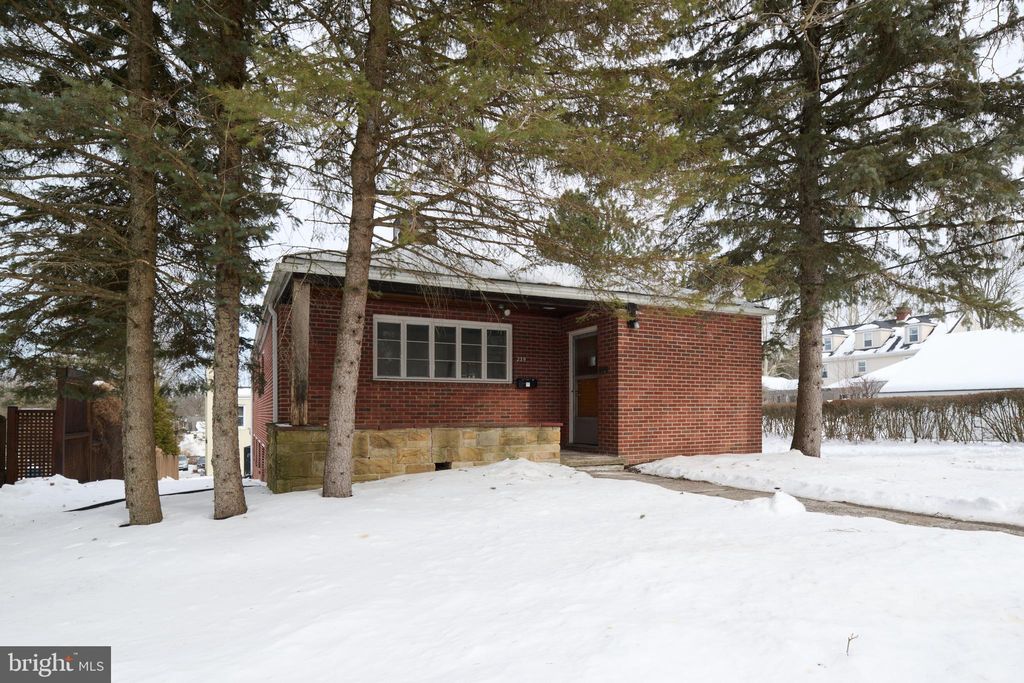 Photo of 239 S Patterson Street, STATE COLLEGE, PA 16801 (MLS # PACE2517634)