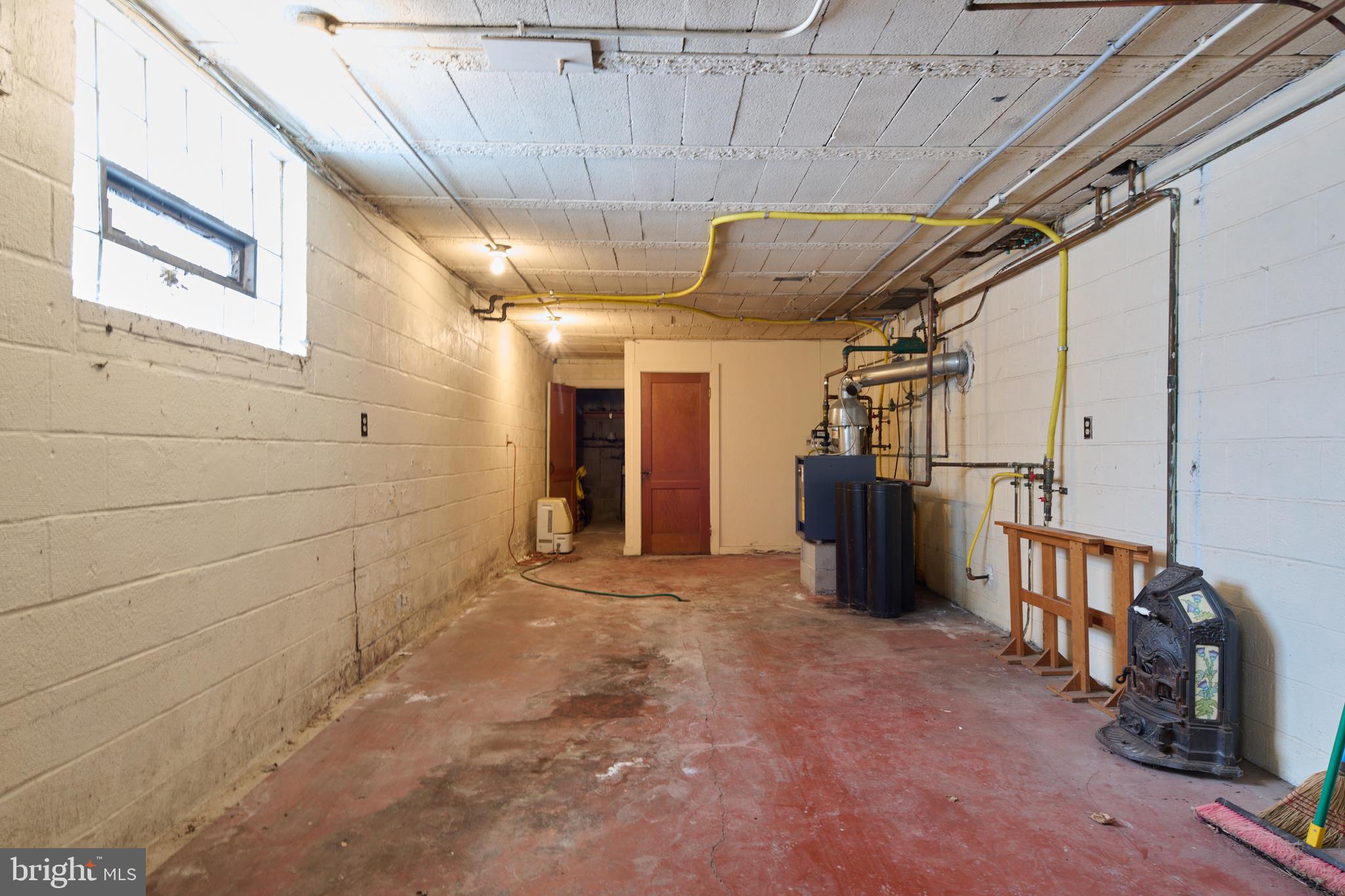 HOLMES-FOSTER - Residential