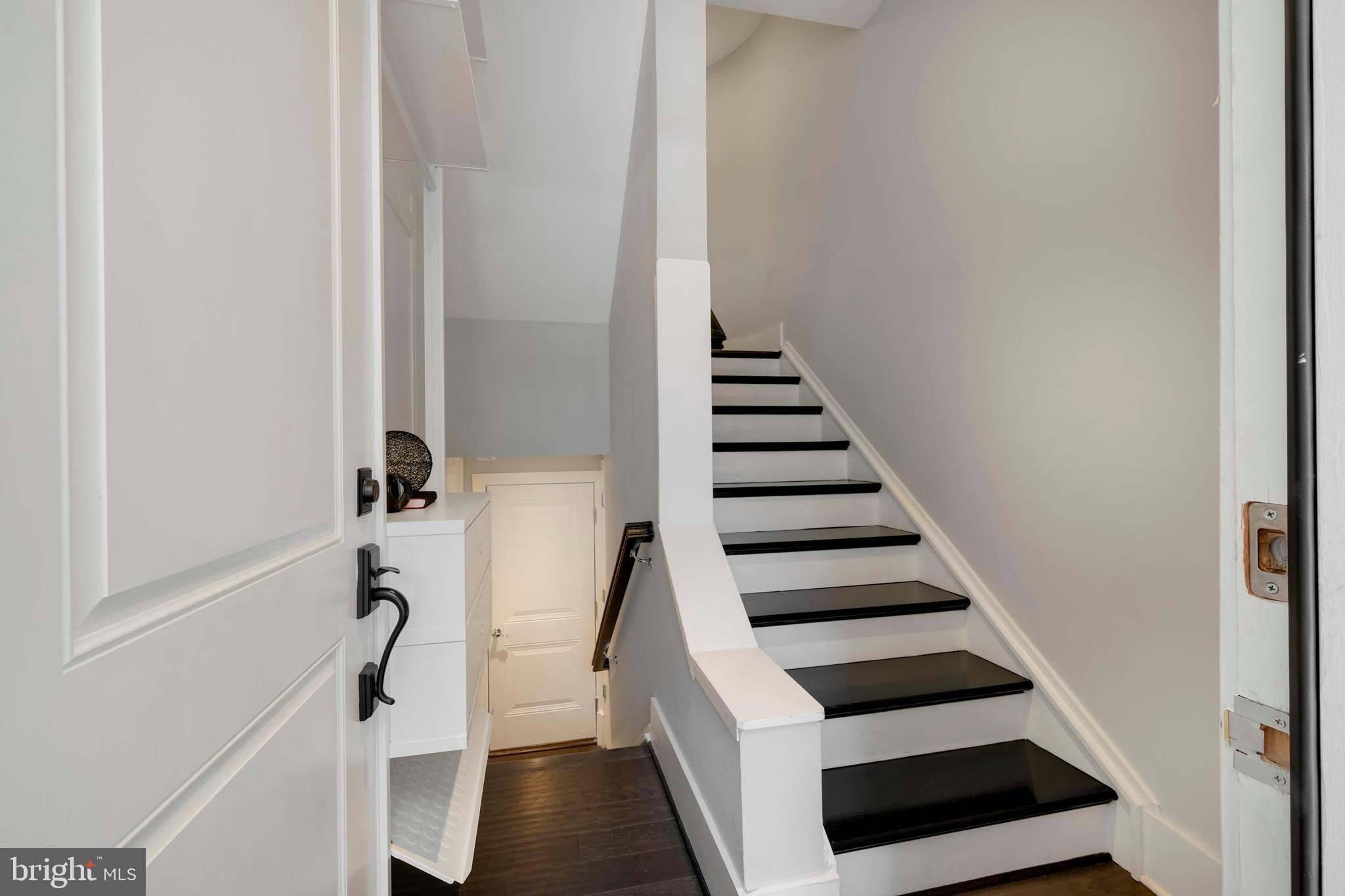 3401 SHERMAN AVENUE NW #10 OR #B