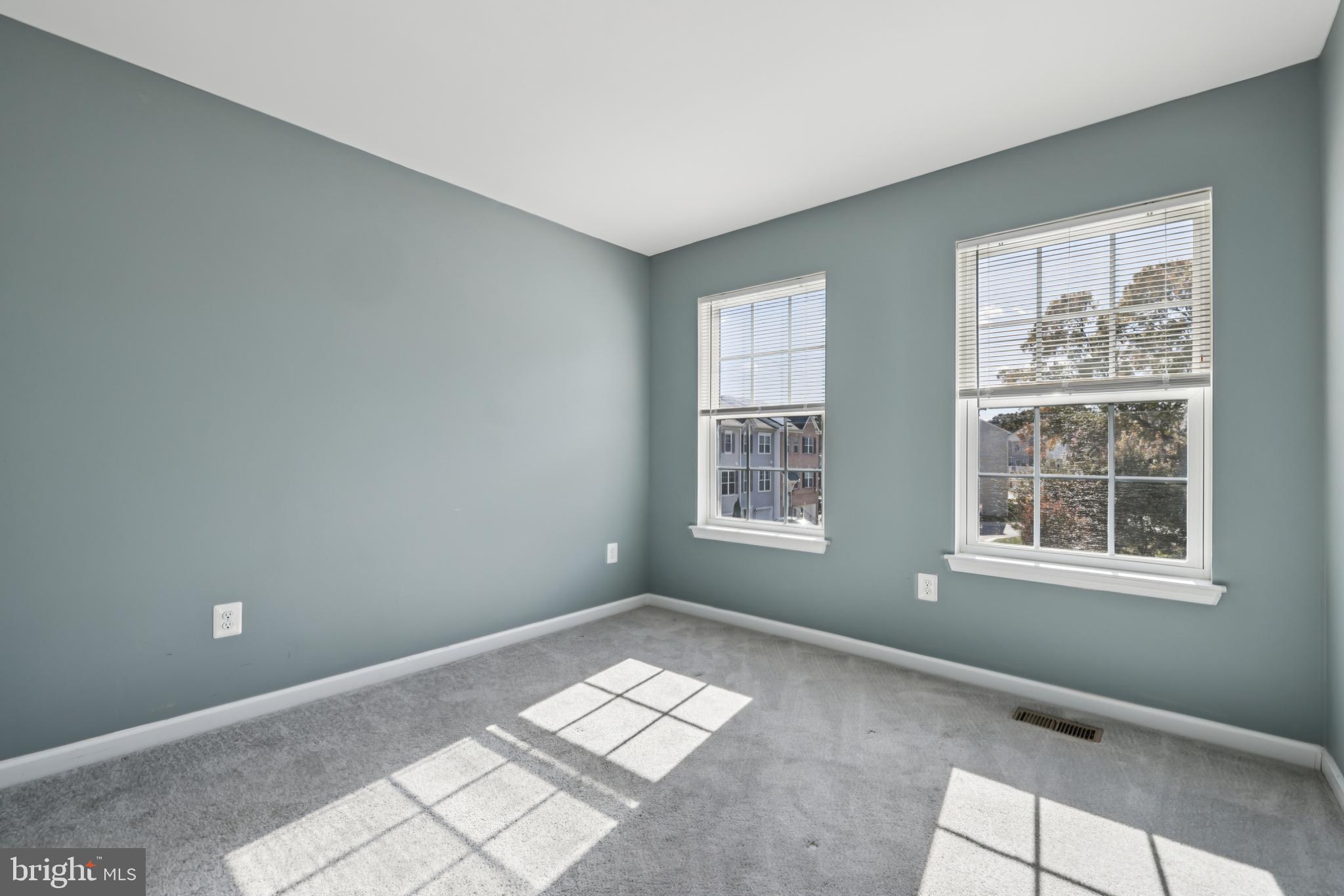 RED OAK CROSSING - Residential