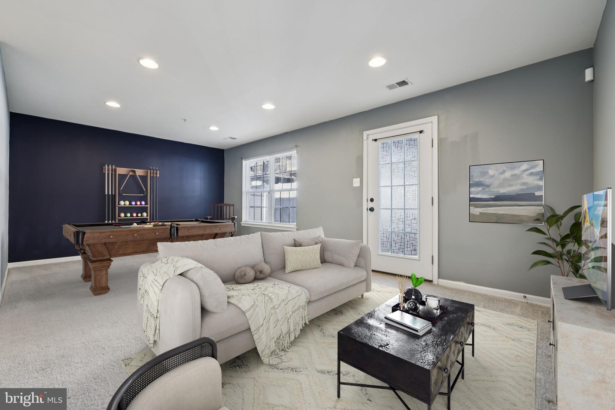 RED OAK CROSSING - Residential